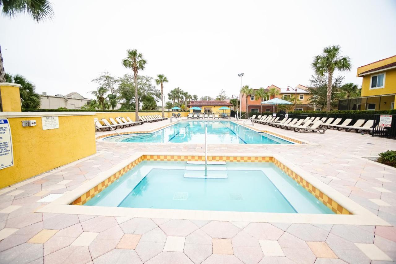 Multi Resorts At Fantasy World Orlando Exteriér fotografie
